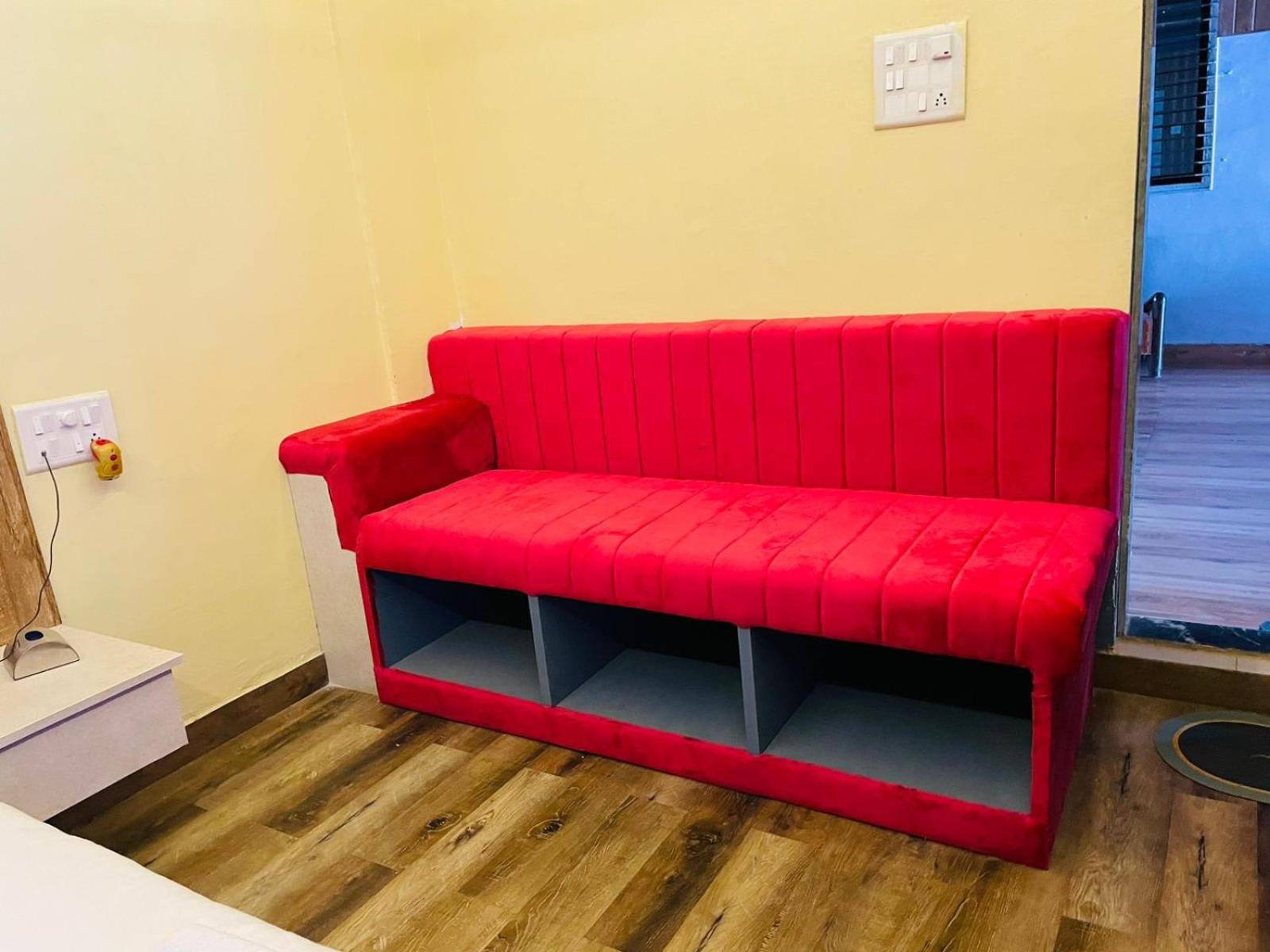 Wayfare Sp Resort Panvel Buitenkant foto