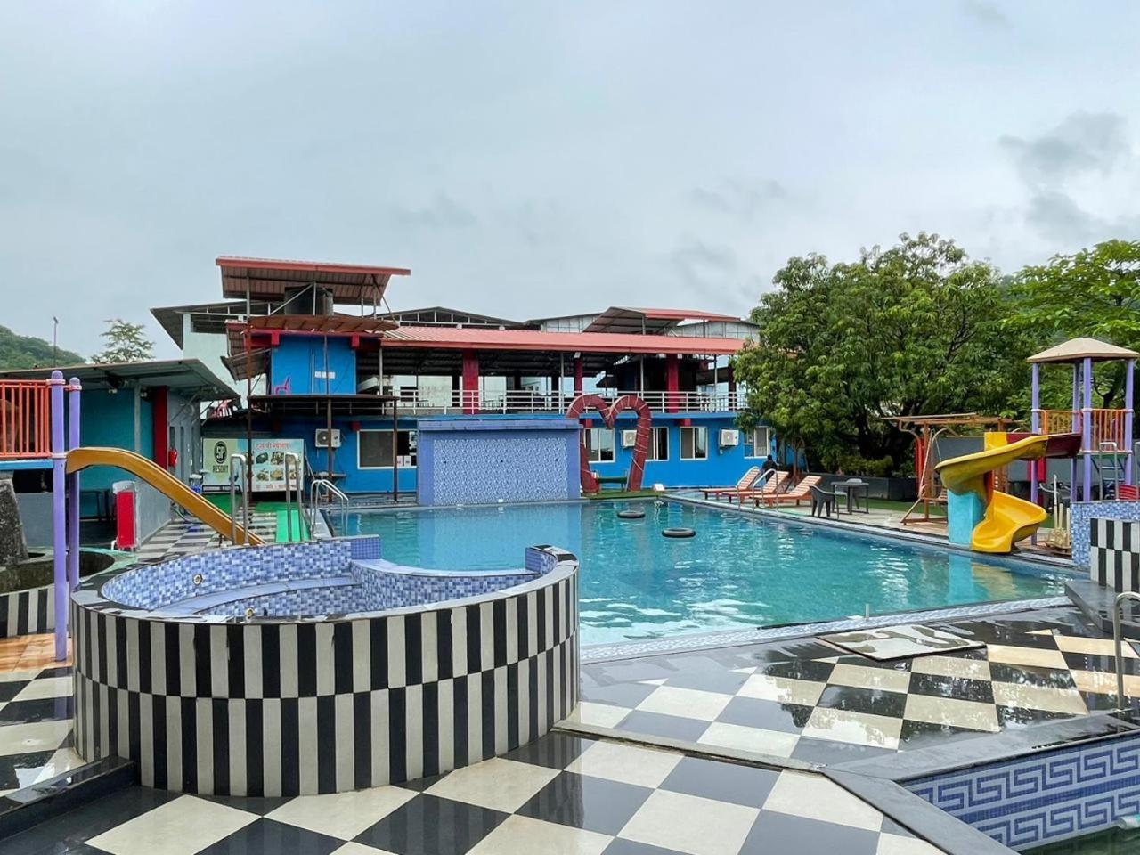 Wayfare Sp Resort Panvel Buitenkant foto
