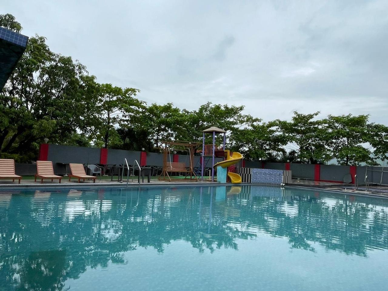 Wayfare Sp Resort Panvel Buitenkant foto