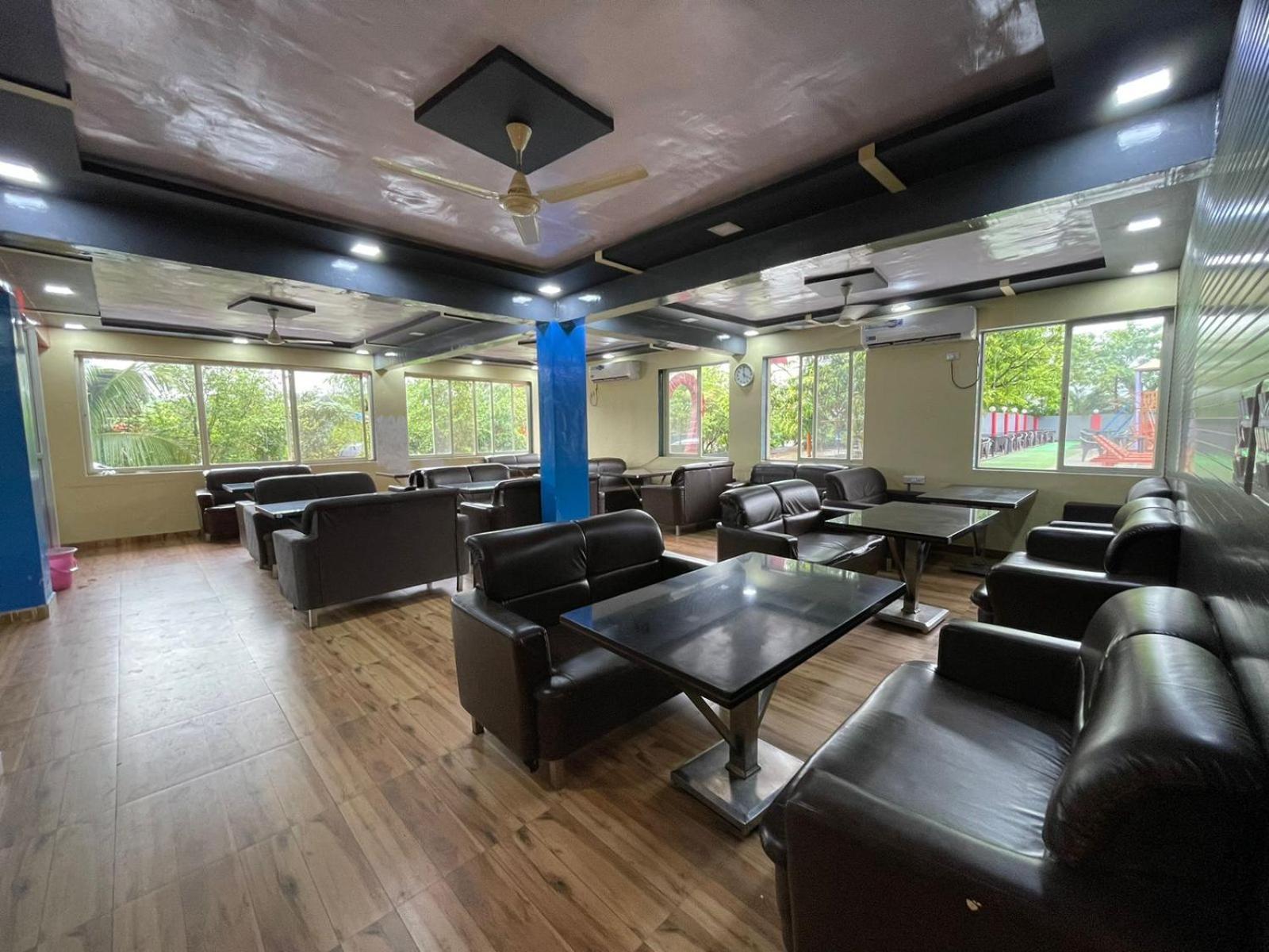 Wayfare Sp Resort Panvel Buitenkant foto