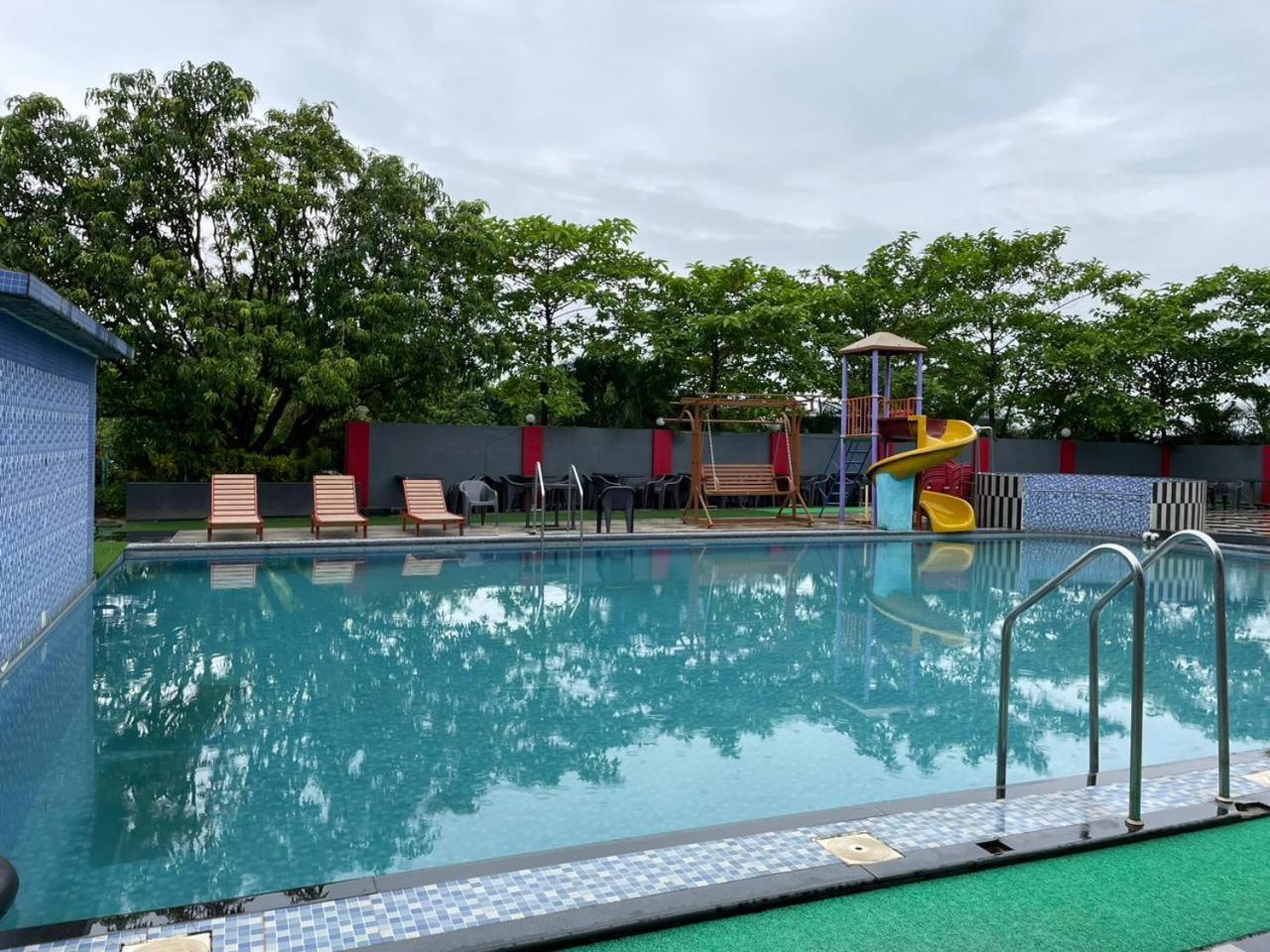 Wayfare Sp Resort Panvel Buitenkant foto