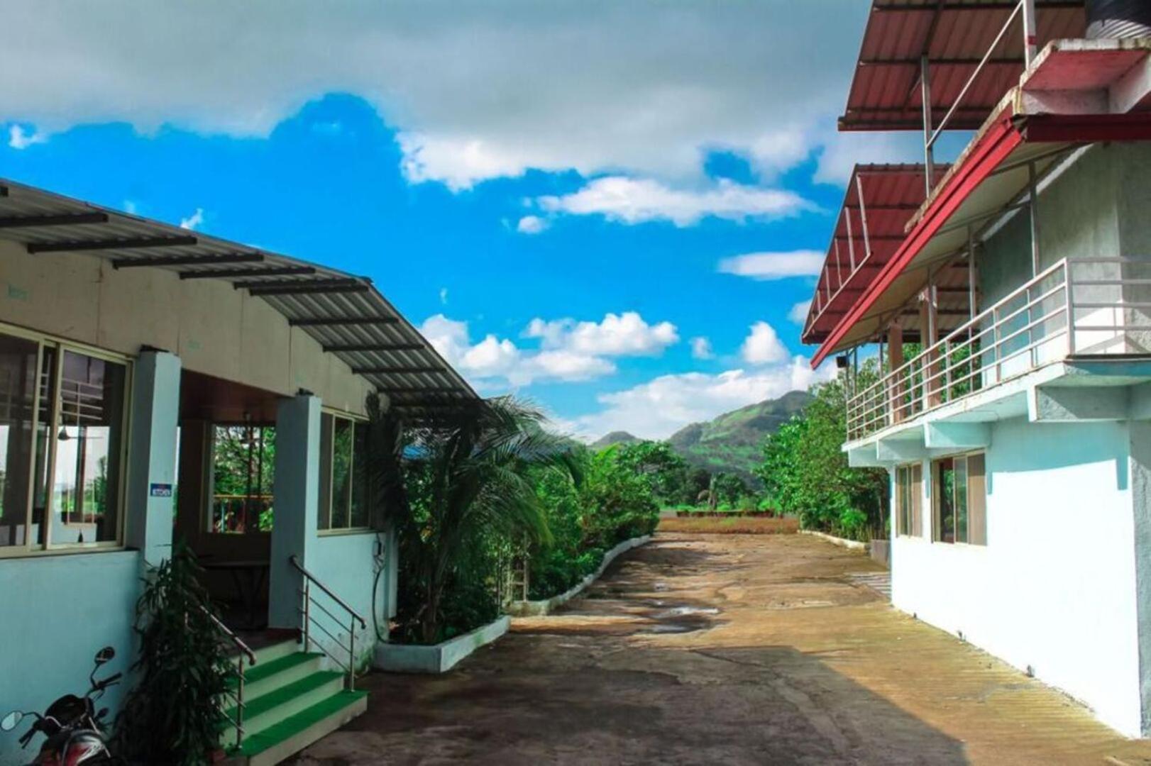 Wayfare Sp Resort Panvel Buitenkant foto